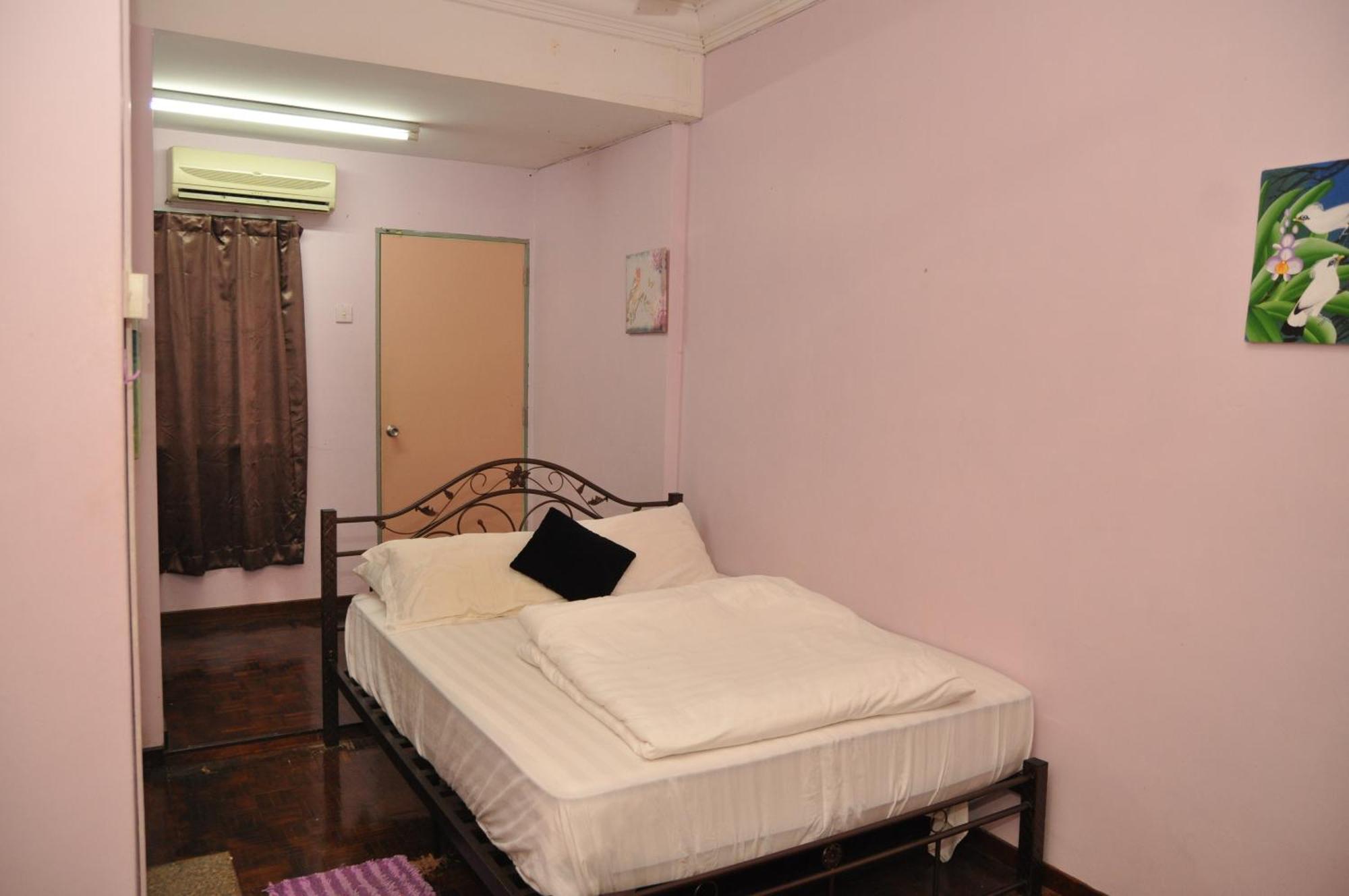 3 Little Birds Home, 100Meter To Jonkerwalk Malacca Exterior photo